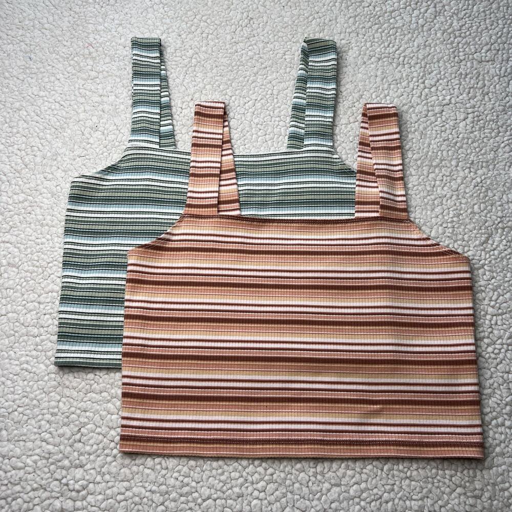 American Eagle Tan Green Cropped Tanks Medium (2)